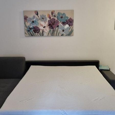 Apartment Porat โพราต ภายนอก รูปภาพ